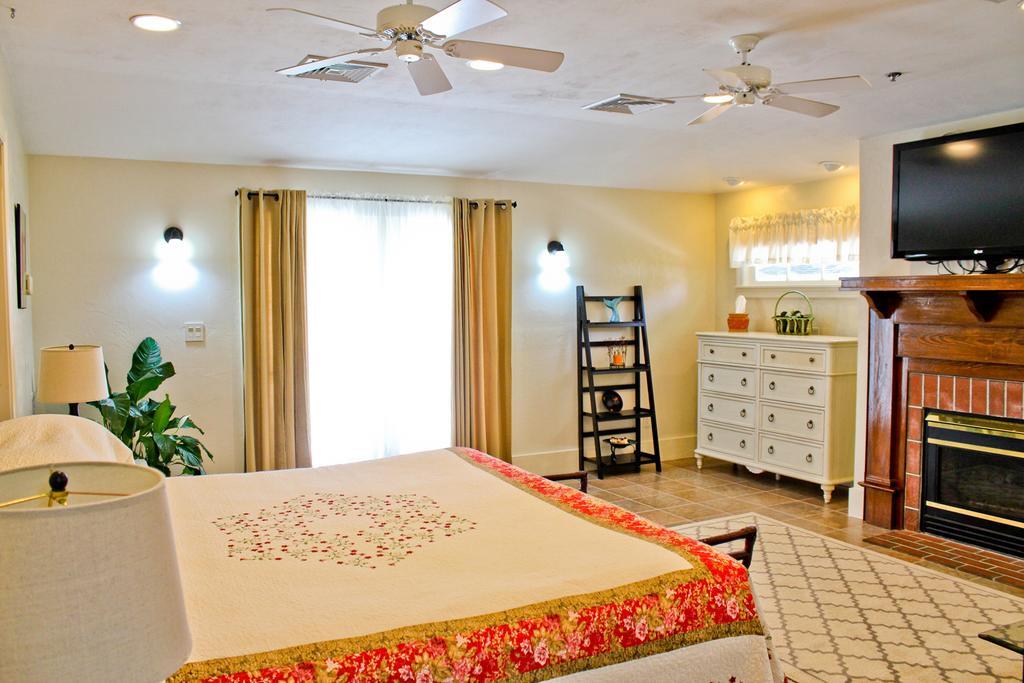 ניו סמירנה ביץ' Night Swan Intracoastal Bed & Breakfast מראה חיצוני תמונה